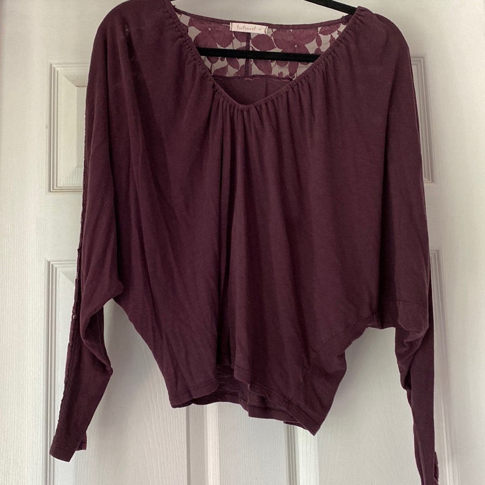 Testament Burgundy Top-Small